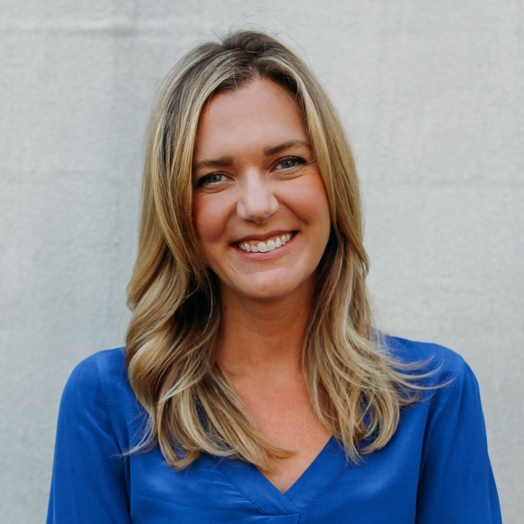 Meet your Posher, Whitney - Picture 1 of 1